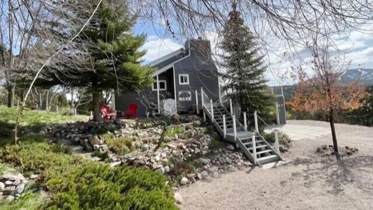 Pocatello House | Mountain Home Getaway-great VIEWS & exercise room
