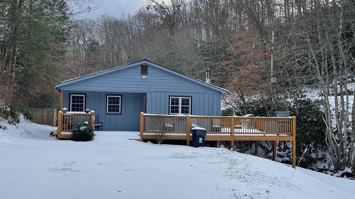 Frank House | Mountain home in Newland