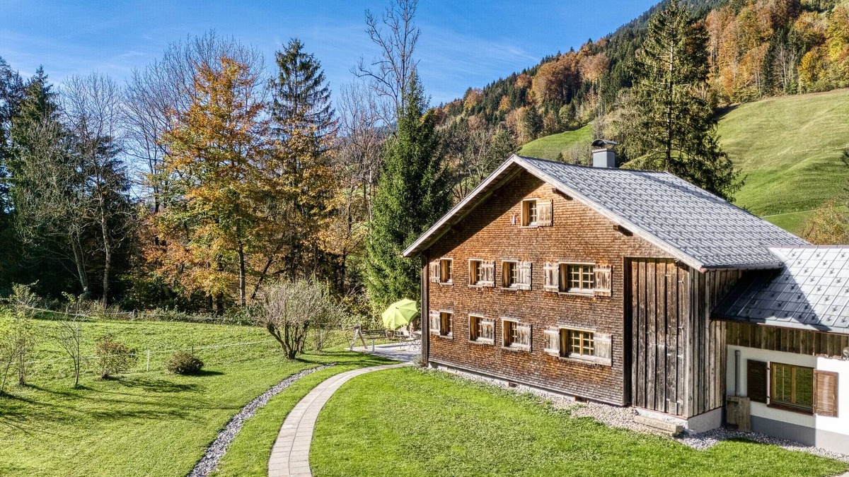 Raggal Ski Chalet | Mountain house "Lutzklang" in Raggal