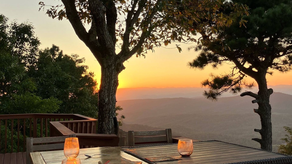 Zirconia Cabin | Mountain House Spectacular Views near Asheville. No Helene Damage