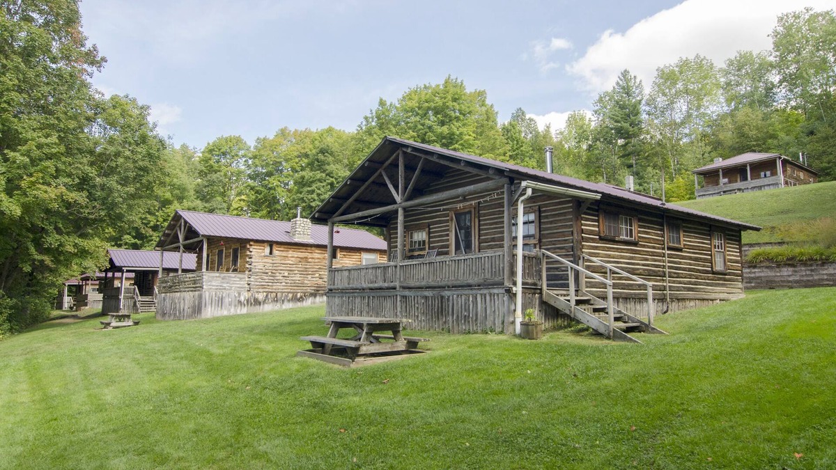 Westmore Cabin | Mountain Lake Cottages