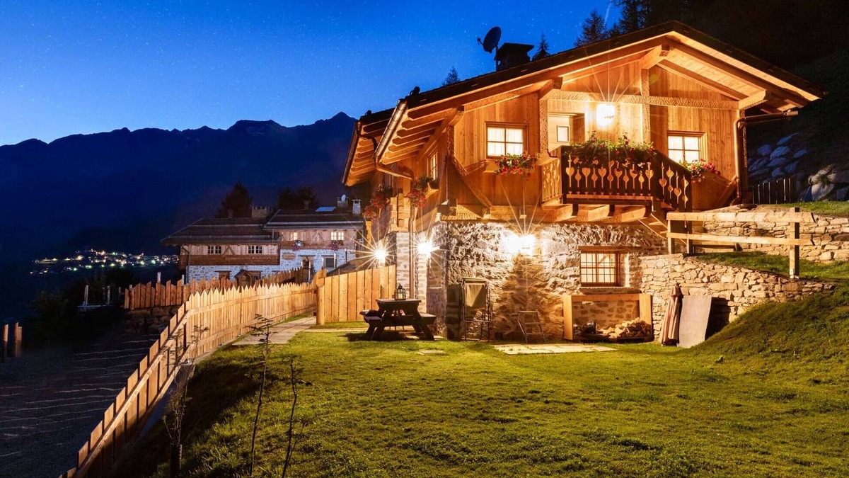 Cogolo Ski Chalet | Mountain lodge - MASI SGHIRLAT Val Di Sole Trentino STELVIO National Park