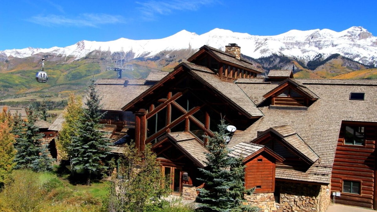 Mountain Village Cabin | Mountain Lodge 2 BR Ste w/kitchen gas fireplace & Ski in/out