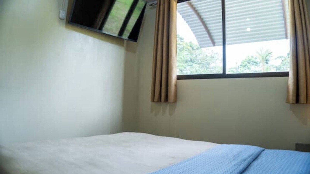Rio Cuarto de Grecia Apartment | Mountain Loft in Selva Negra – Nature Escape
