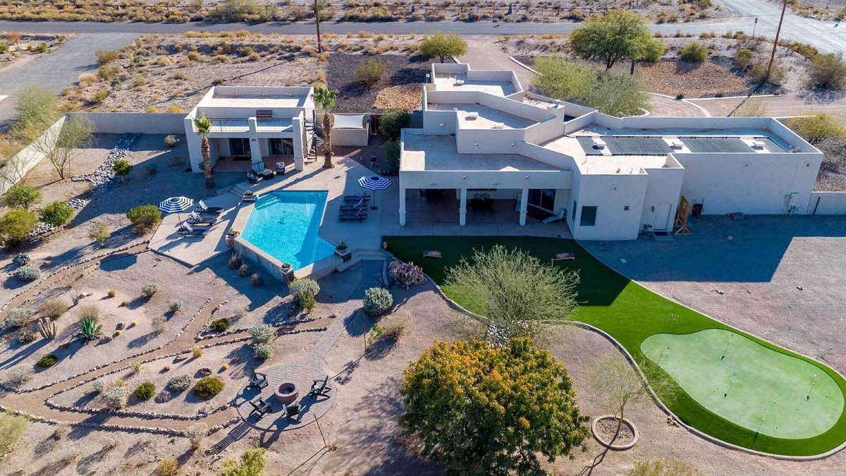 San Tan Valley House | Mountain Majesty Escape: Queen Creek Home w/Pool!