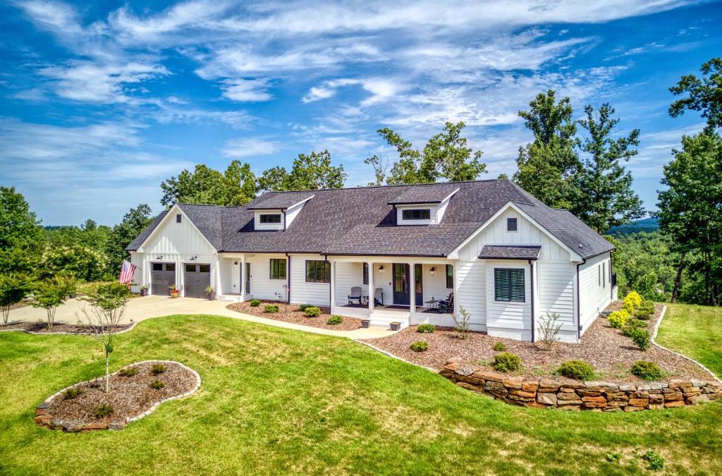 Mill Spring House | Mountain Majesty