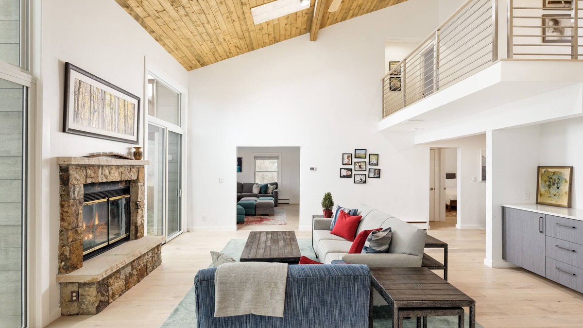 Brush Creek Village House | Mountain Modern Family Aspen Home!