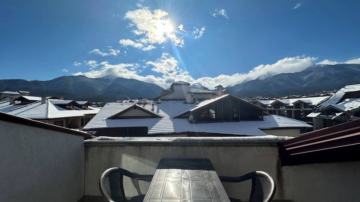 Shiligarnika Apartment | Mountain Paradise 1 - Bright Mountain View Penthouse - Washer