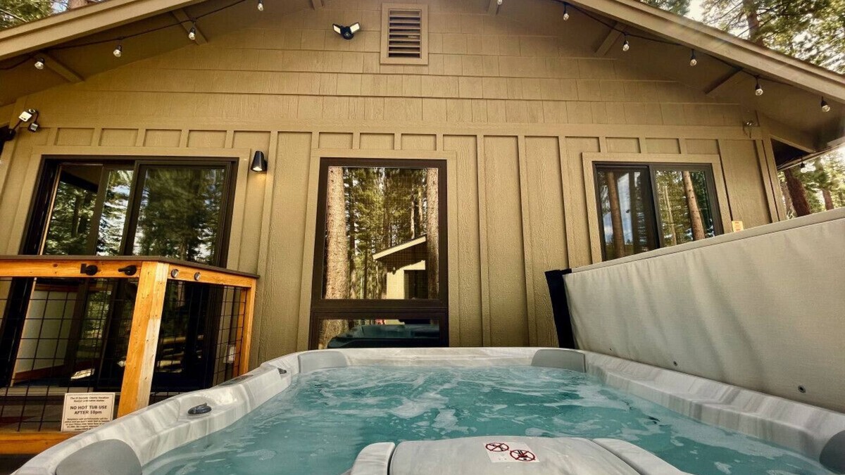 Mountain View Estates House | Mountain Pine Memories - Pets + Hot tub + Fire pit