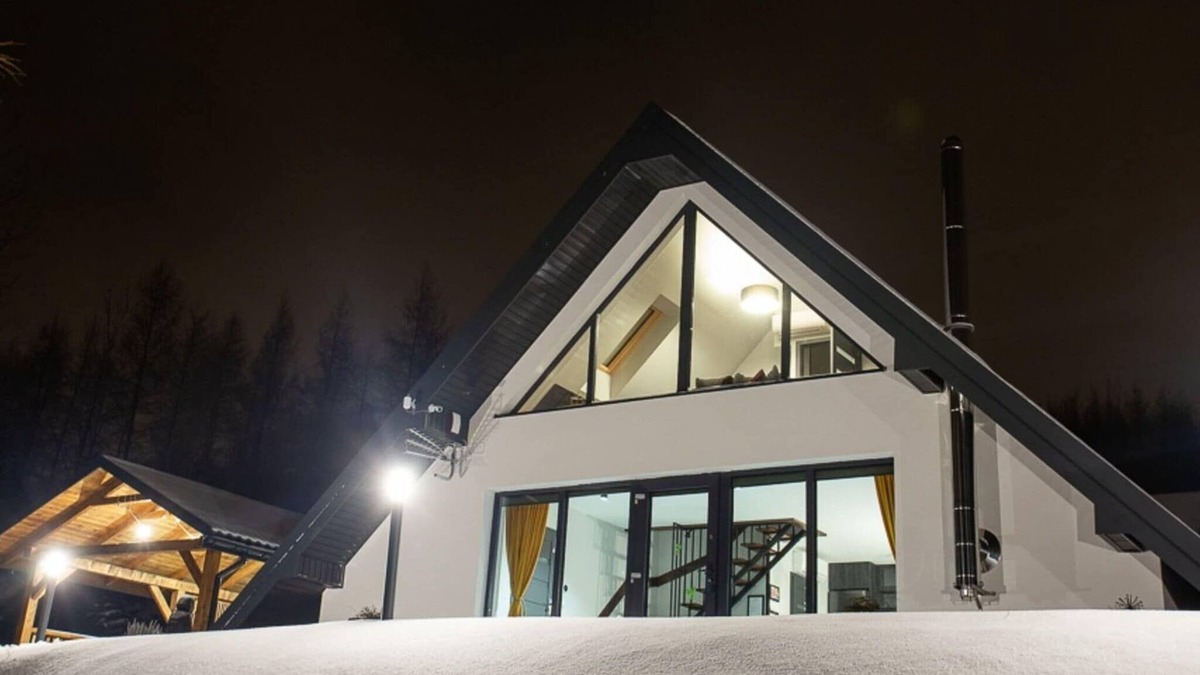 Posada Gorna House | Mountain Stay with Hot Tub