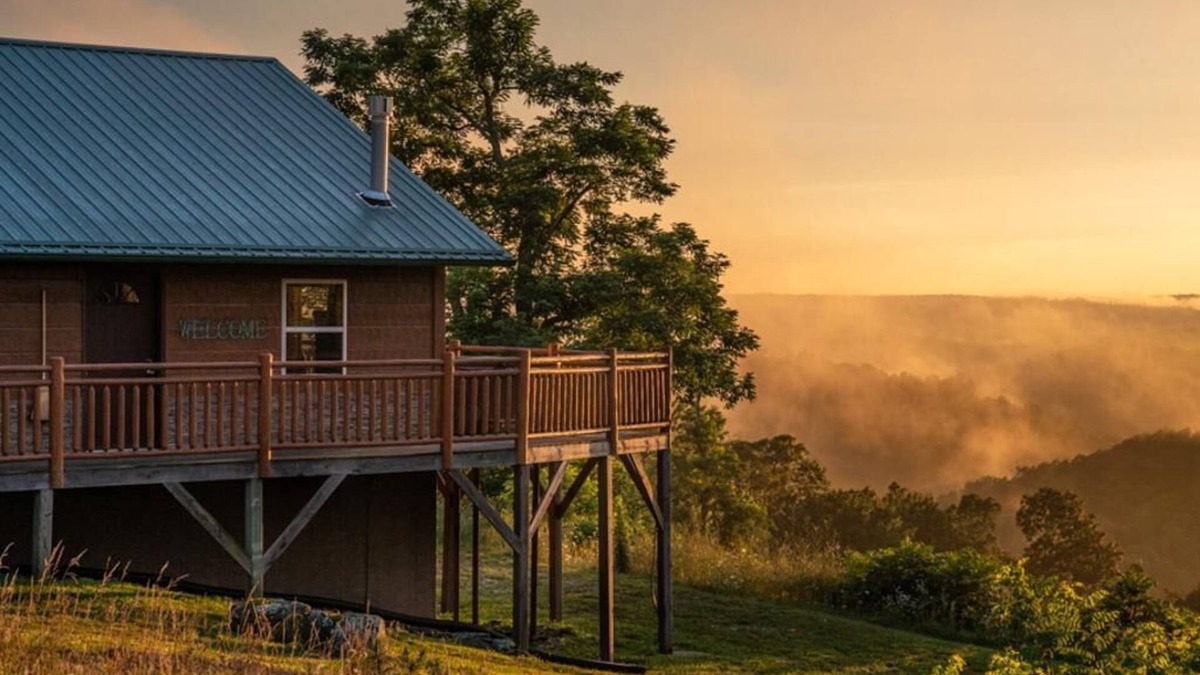 Ponca Cabin | Mountain Sunset Cabin w/Hot Tub