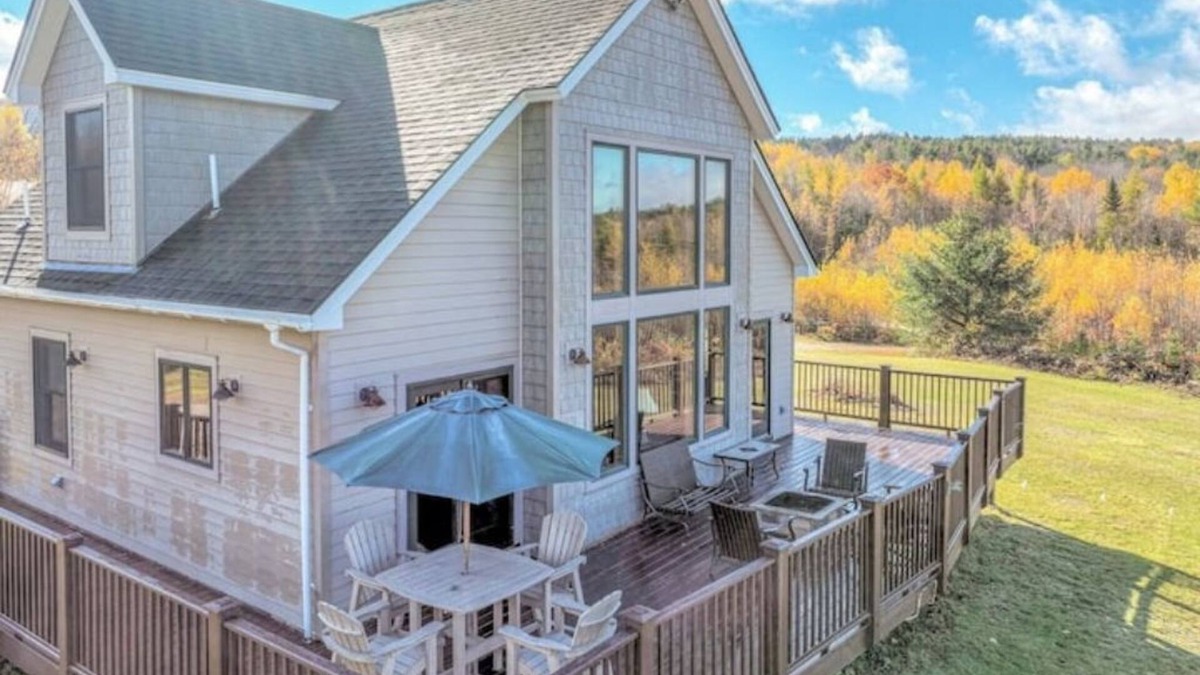 Greenwood Cabin | Mountain & Sunset Views. Maine Foliage Retreat