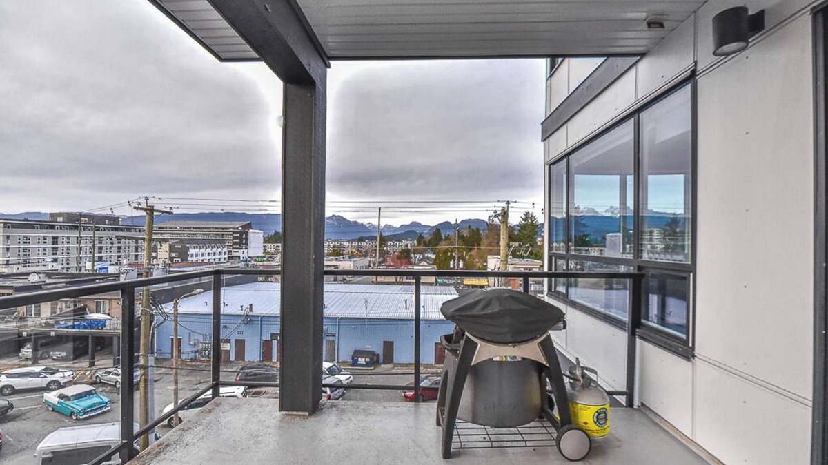 Haney Apartment | Mountain View Apartment
