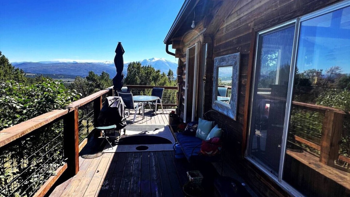 Missouri Heights Cabin | Mountain View Cabin w/Private Hot Tub