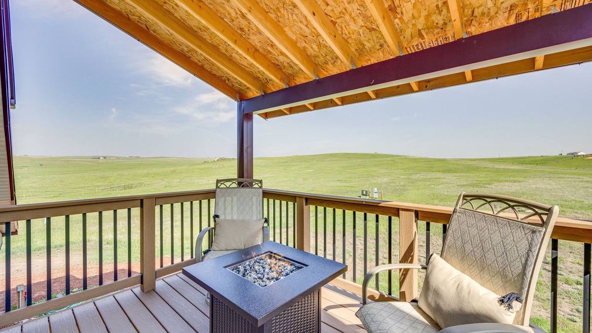 Elizabeth House | Mountain-View Colorado Getaway on 40 Private Acres
