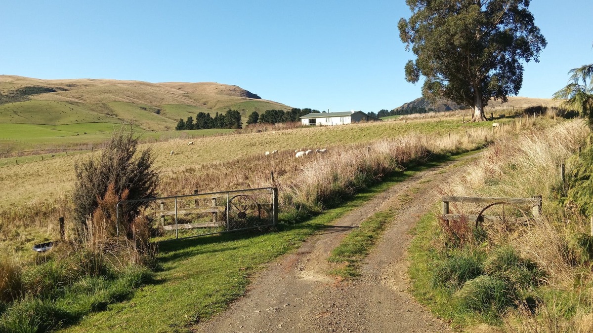 Albury Other | Mountain View Cottage on Working High Country Station
