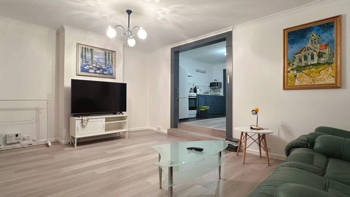 South Hobart House | Mountain View House near City
