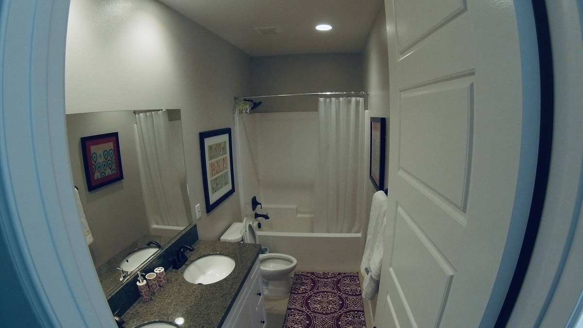 Upland Bed & Breakfast | Mountain View house upland shared room