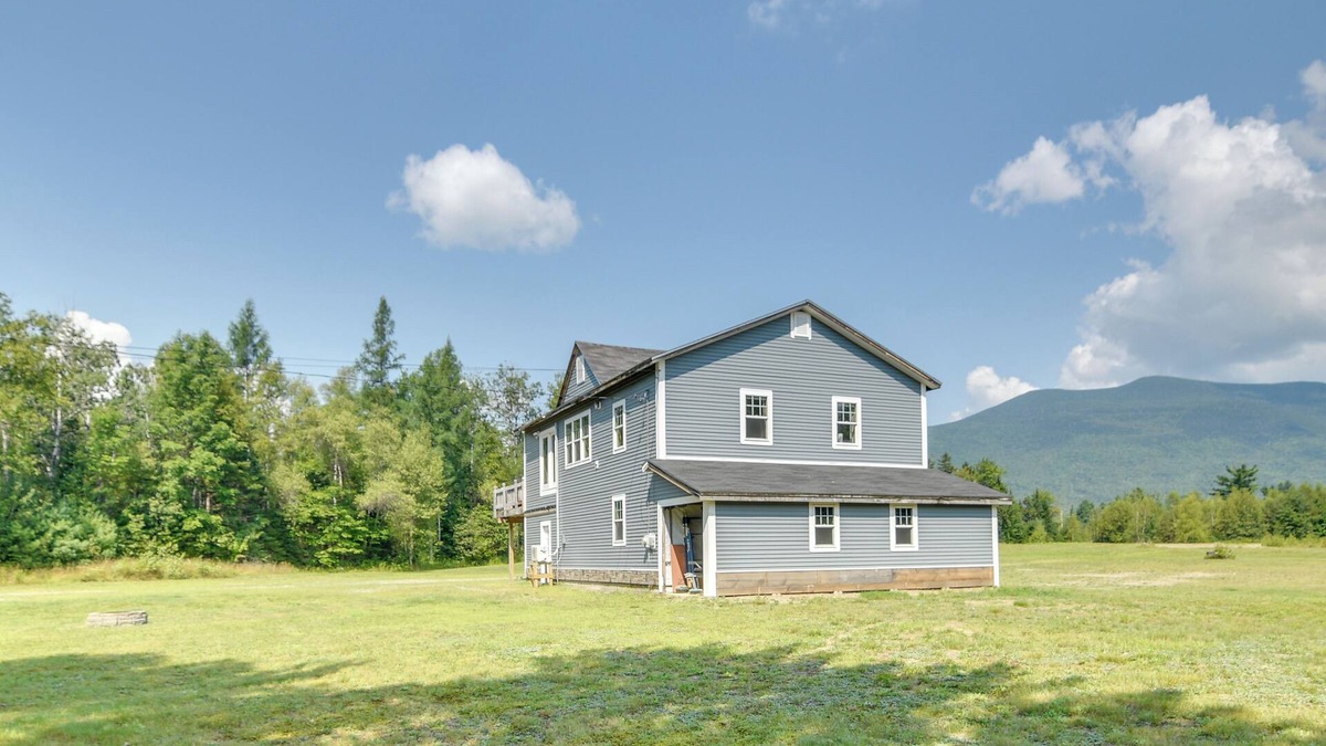 Strong Cabin | Mountain-View Maine Cabin: Ski, Hike & Bike!