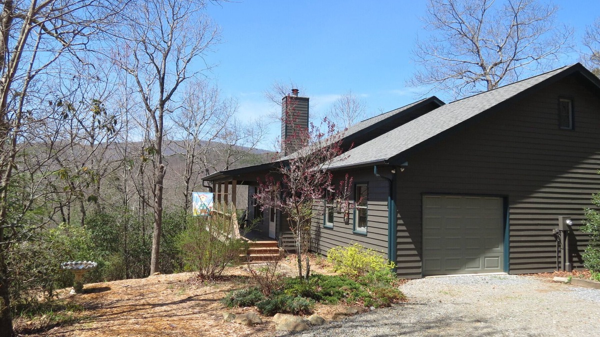 Ellijay House | Mountain VIEW! - Private-Romantic -Secluded -WiFi