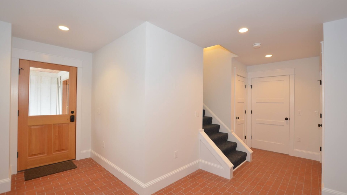 Morrisville Apartment | Mountain View Rental - breweries, skiing and more! with 360 mountain views!