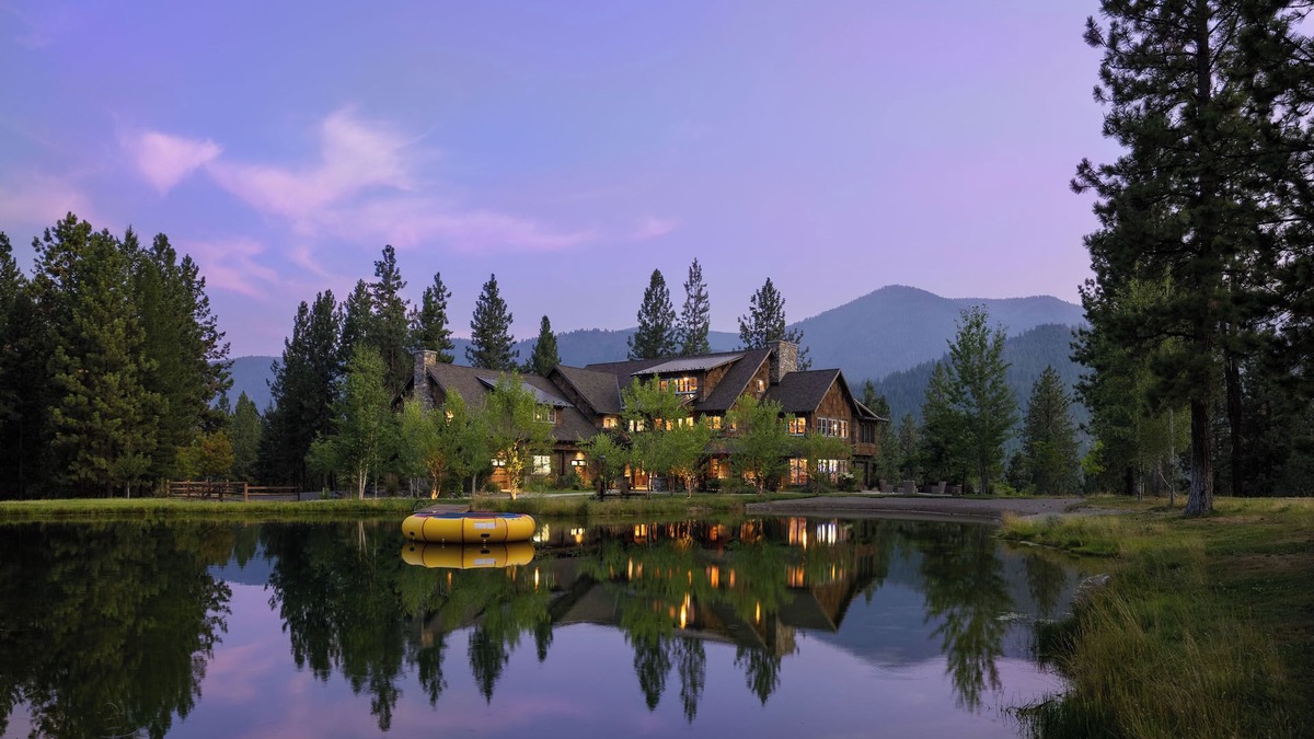 Superior Villa | Mountain View Villa - Alpine Falls Ranch