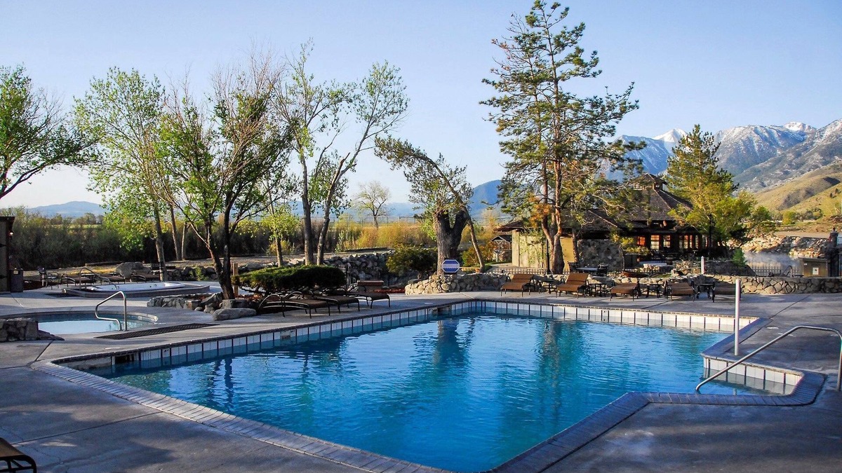 Genoa Villa | Mountain Views. Outdoor Hot Springs & Pool