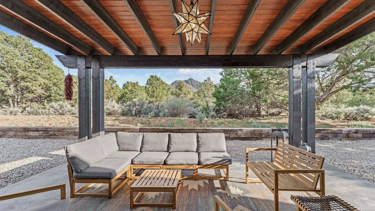 Ranchos De Taos House | Mountain Views~Secluded Retreat~Taos Haven
