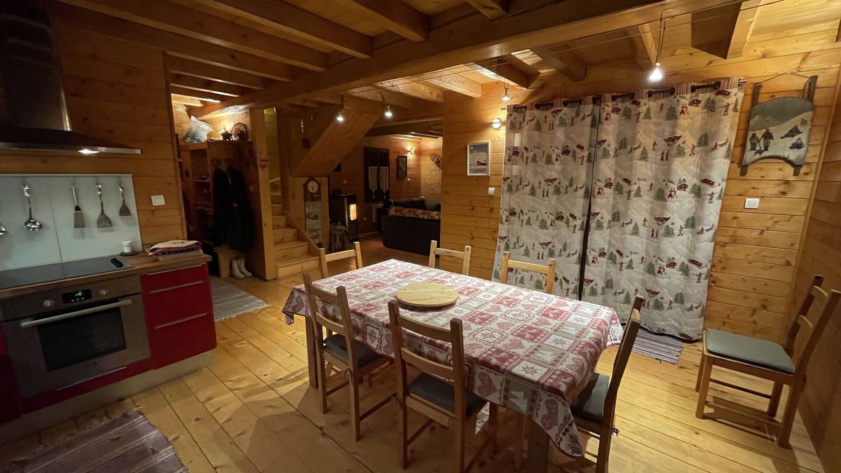 Peyragudes Ski Chalet | Mountain, wood and nature
