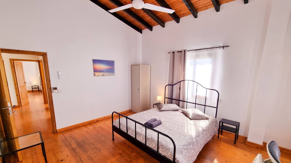 Agios Theodoros Apartment | Mountains Retreat Rooms & Suites