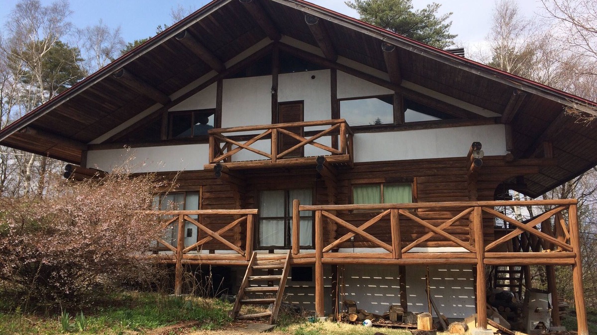 Chino House | Mountains, ski resorts, hot springs, cuisine, culture
