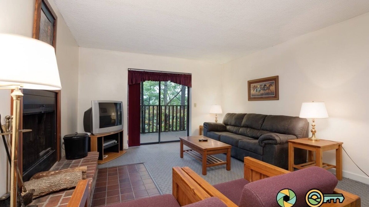 Mount Jackson Condo | Mountainside Retreat Condo (#2-101) | Lower-level | Quiet & secluded