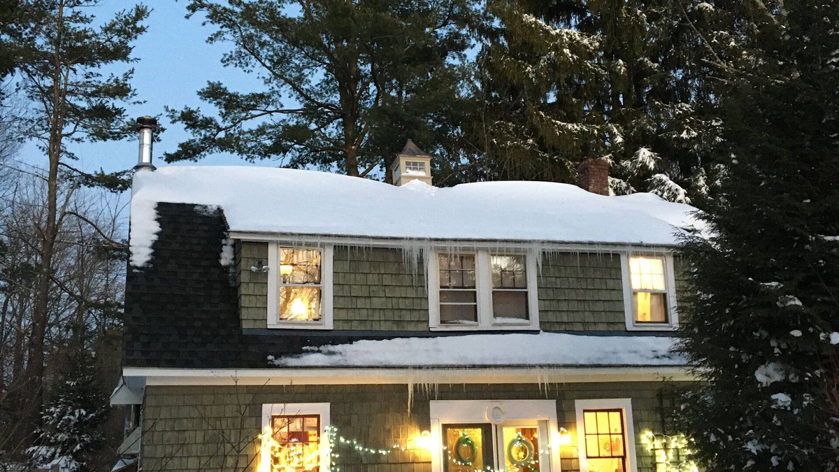 Cragsmoor House | Mountaintop Library Getaway