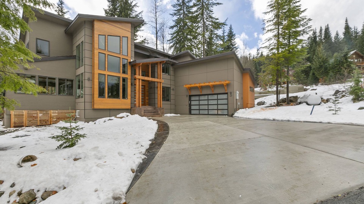 Hyak House | Mountainview Estate