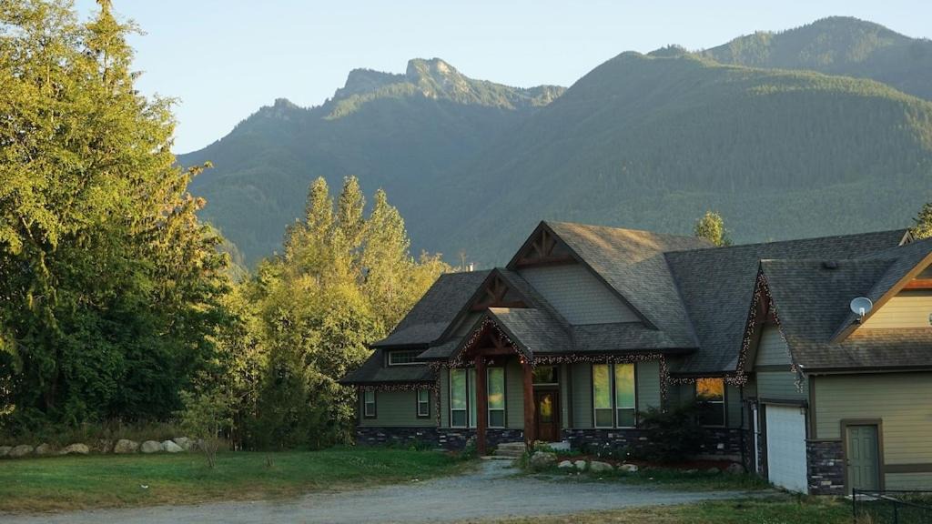 Sardis Villa | MountainView Lodge