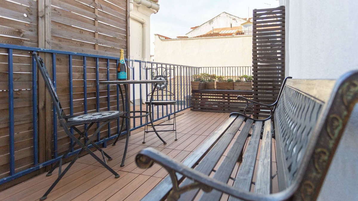 Mouraria Apartment | Mouraria 4BR| Alfama, Tram 28, Terrace, A/C, Halal