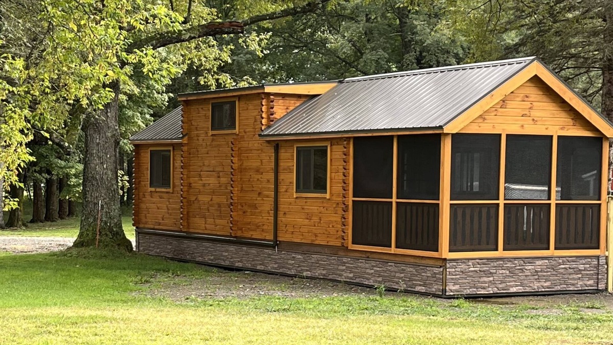 French Creek Cabin | Mourning Dove, a luxurious Lancaster cabin in French, NY.