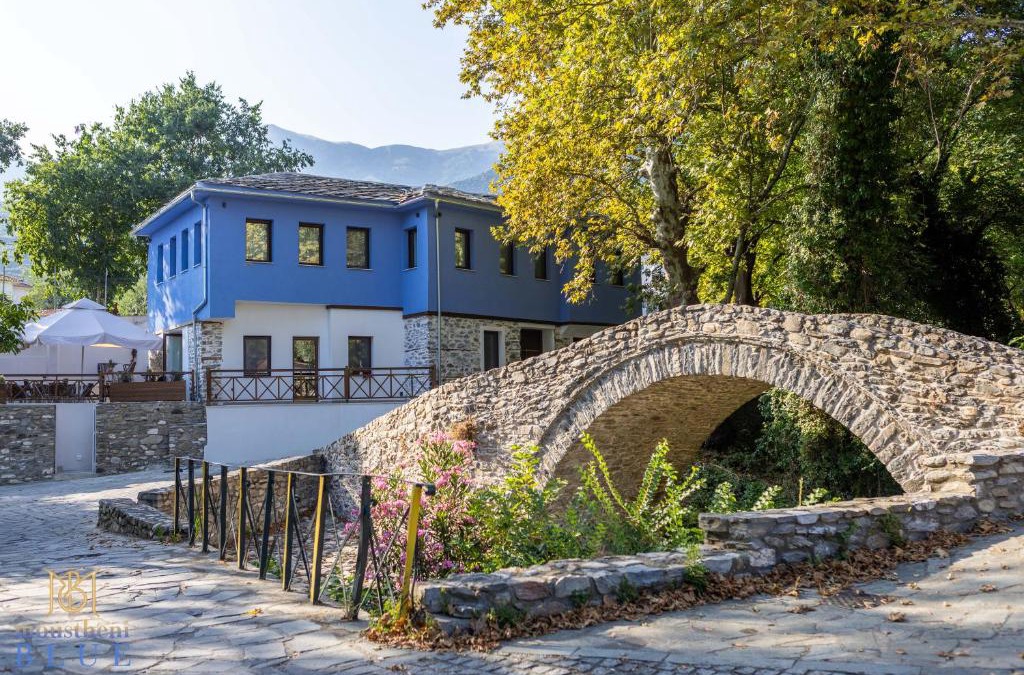 Pieres House | Moustheni Blue Guest House