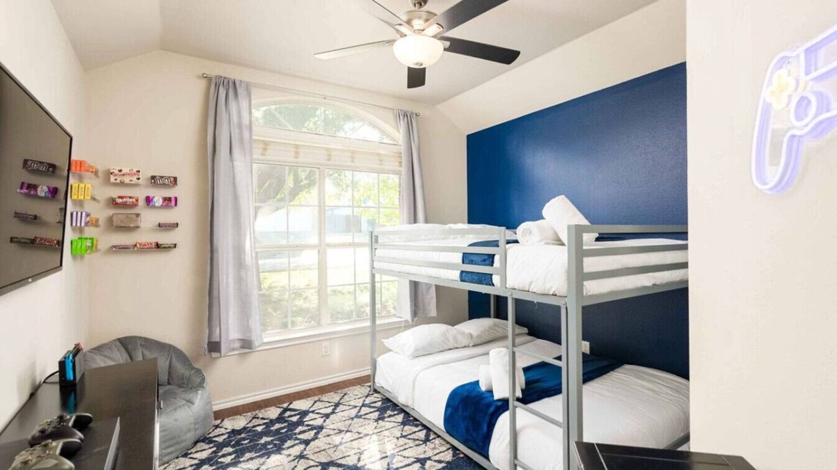 Round Rock House | Movie Room/Nintendo Switch; Low Cleaning Fee!