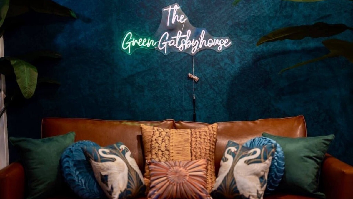 Tremont House | Movie Theater-Game Room-Parking-Heart Of Cleveland