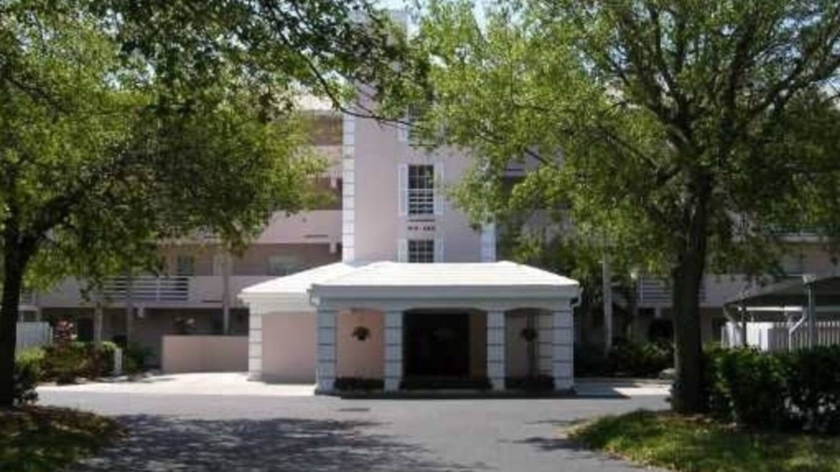 Plantation Condo | Moving to Florida? Need Short Term Accommodations?