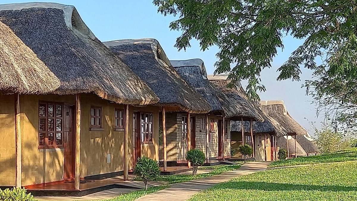 Club Makokola Hotel | Mpale Cultural Village