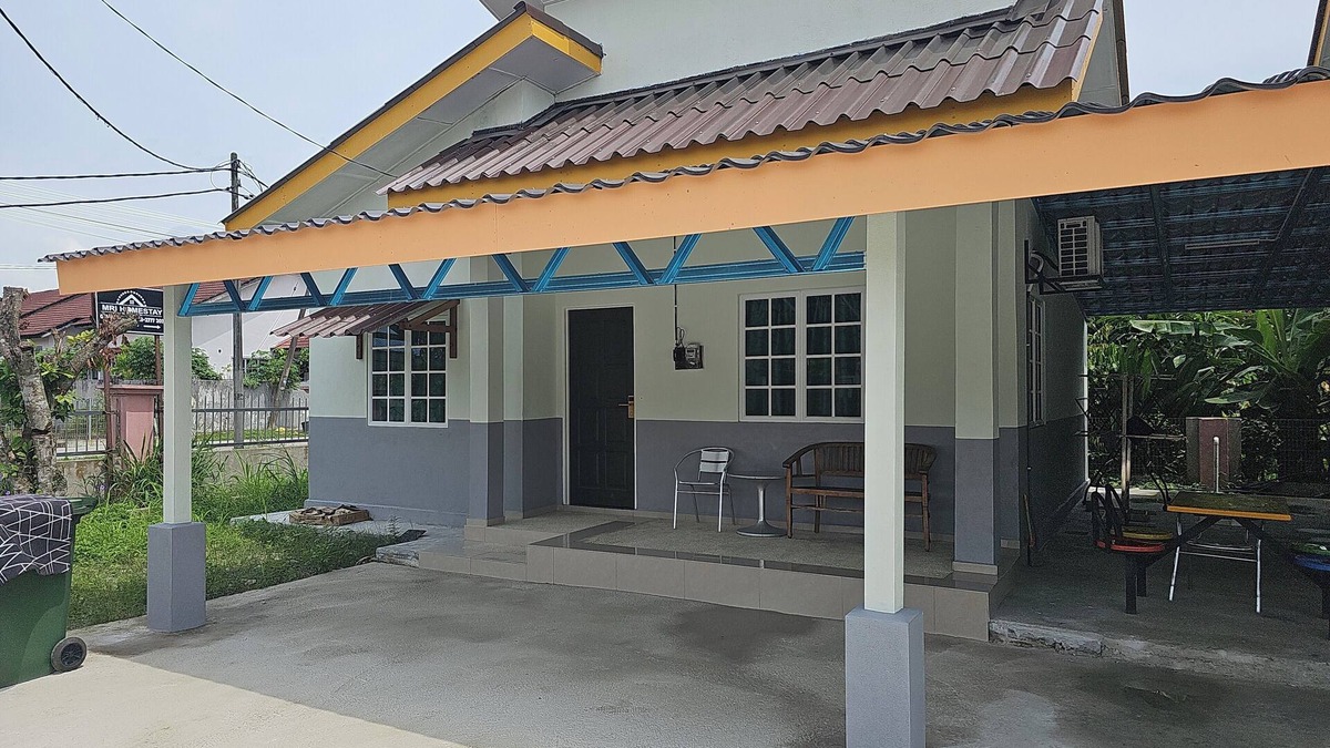 Merbau Sempak House | MRI Residence Sg Buloh - 2Bedrooms/1Bathroom