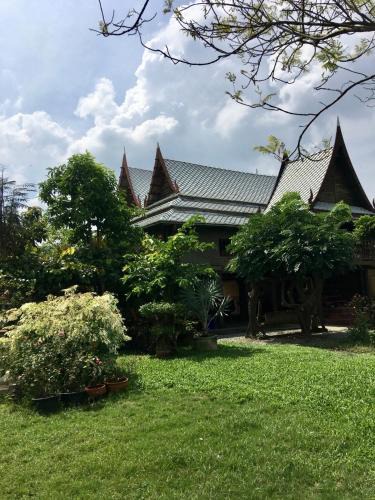 Sam Phran Villa | MrT Riverside Sampran มิสเตอร์ที โฮมสเตย์-ช้องนาง
