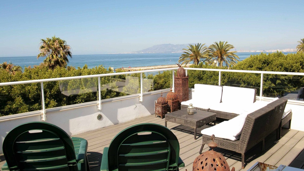 Playas del Palo Apartment | Mshome First Line in Malaga
