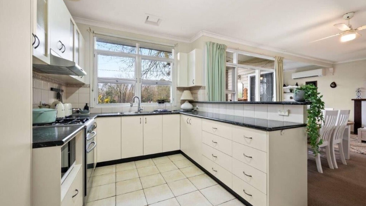 Ovens House | Mt Buffalo Views - Sensational Views of Mt. Buffalo
