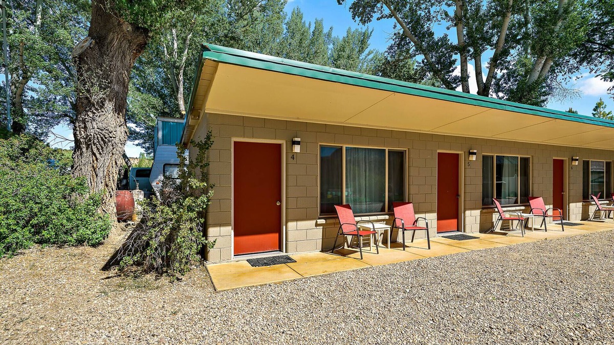 Zion National Park East Entrance Apartment | Mt Carmel Motel in Southern Utah!