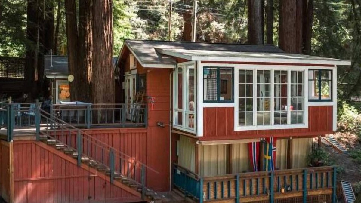 Mount Hermon House | Mt. Hermon Cabin - nestled in the redwoods