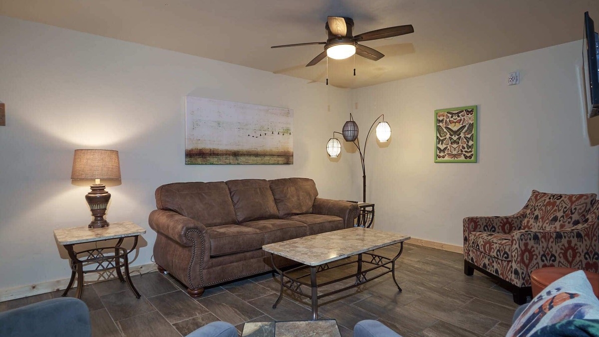 Joseph Condo | Mt. Joseph Lodge in Downtown Joseph: Unit #2