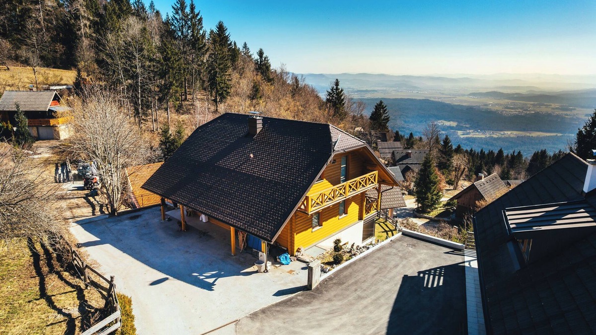 Ambroz pod Krvavcem Apartment | Mt Krvavec Apartment Story, Cerklje na Gorenjskem, Slovenia